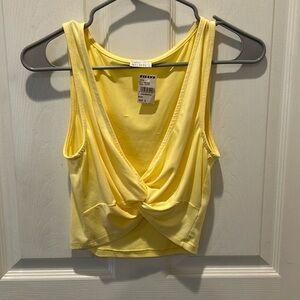 West of melrose tie front crop top💛yellow